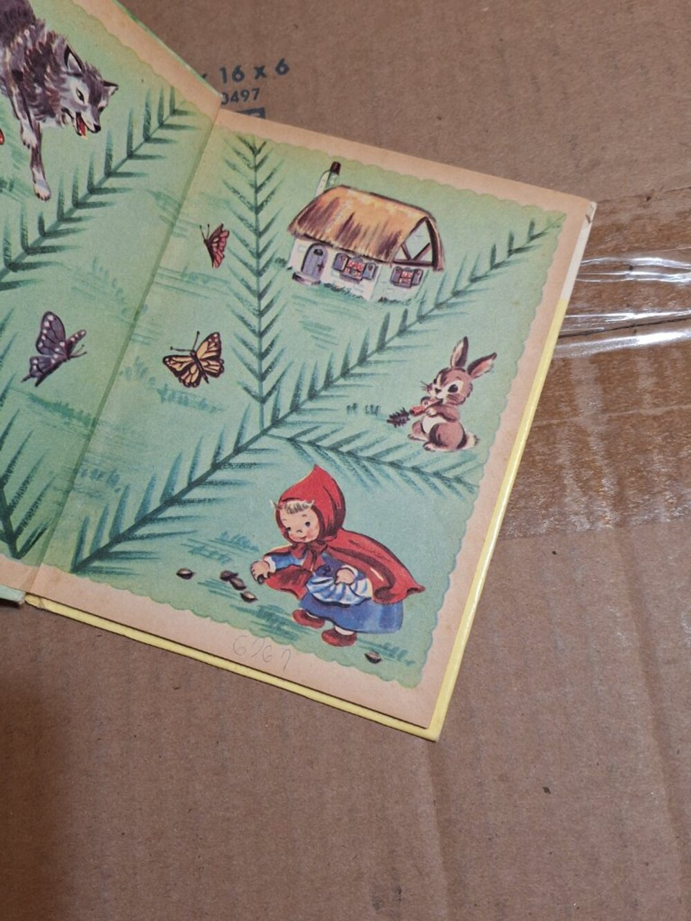 Little Red Riding Hood - Picture 2 of 4
